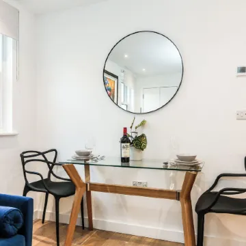 Chapel - Central Studio Apartment