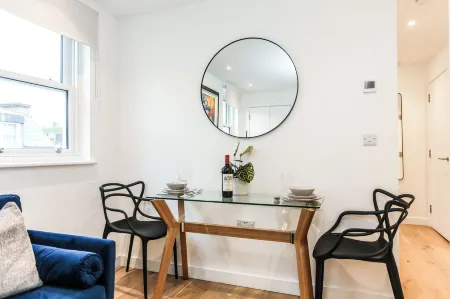 Chapel - Central Studio Apartment