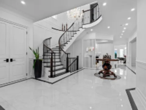 GLOBALSTAY Luxury 4-Bedroom House near Wonderland with Free Parking Hoteles en Vaughan