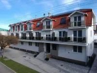 Hotel Crystal Отели в г. 