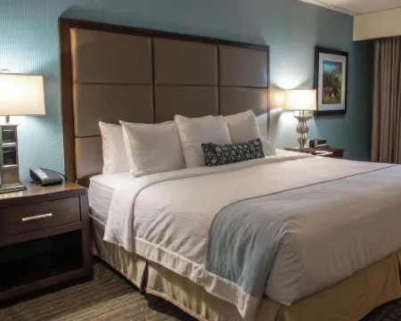 Lake Eufaula Casino Hotels in McIntosh County
