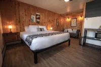 Columbia Point Resort Hotels in Stevens County