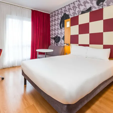 Ibis Styles Haydock Отели рядом с достопримечательностью «Ноузли-роуд»