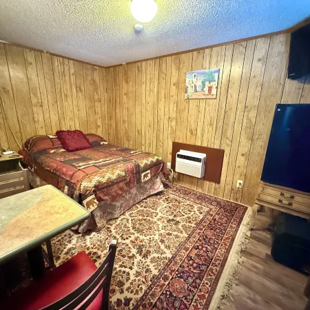 Short Branch Motel
