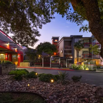 Aiden by Best Western @ Austin City Hotel