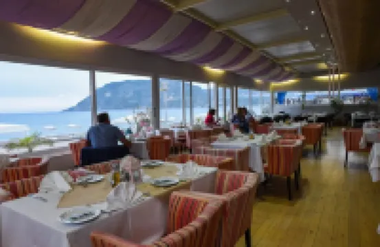 Sacallis Inn Beach Hotel