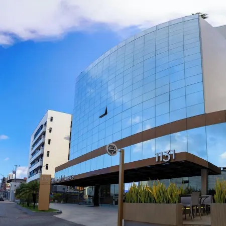 Hotel Manaíra Отели рядом с достопримечательностью «Пляж Манаира»