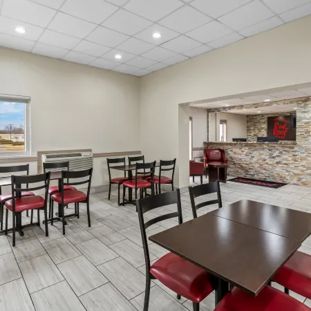 Red Roof Inn Ames
