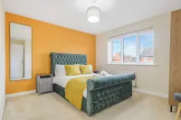 Spacious 5-bed Contractor House - Parking Wi-fi - Holiday bungalows