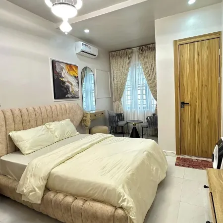 Oputa Jay Apartment