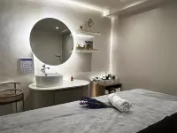 York Medellin, Curio Collection by Hilton - spa