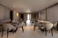 Light Filled Modern Eilat Getaway - Homestays
