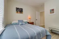 Modern Updates & Great Location! Detroit Duplex - balcony