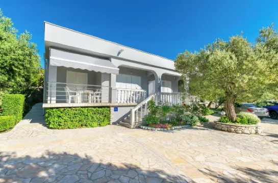 Apartments Anka