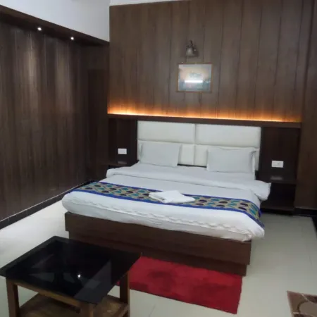 Hotel Doon Regency Dehradun