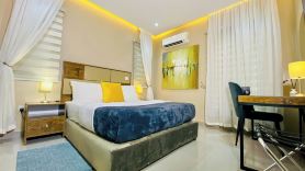 Wiltshire Horizon Apartment