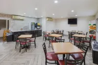 Quality Inn & Suites Goodyear - Phoenix West - breakfast