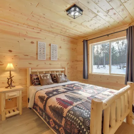 Fish, Swim, Play: 'voyagers' Family Cabin w/ Yard