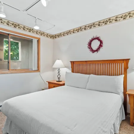 East Bay Condos 111