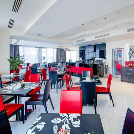 Comfy Boutique Hotel