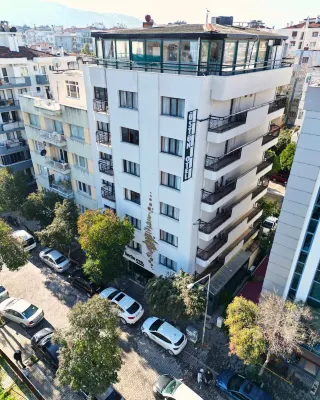 Üstün Hotel Alsancak