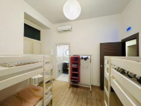 Hostel Mancini Naples