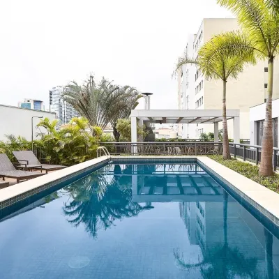 Apartamentos Completos em Pinheiros a Uma Quadra da Faria Lima - HomeLike Các khách sạn gần Học viện Tomie Ohtake
