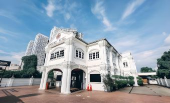 Seriental Hotel