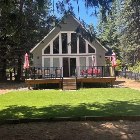 Family Lake House Steps from Rec 1 with Beach and Lake Access