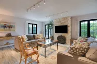 Prime Montecito Beach Location
