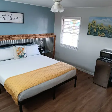 El Rancho Motel