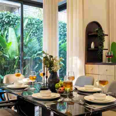 Staymaster Villa Novara - 3BHK Dining/Meeting Rooms