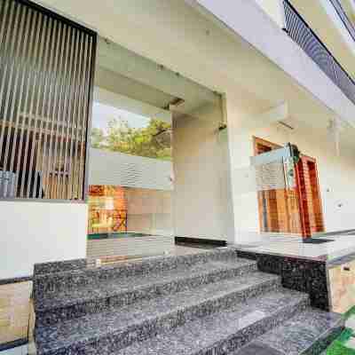 Super Townhouse Kalady Hotel Exterior