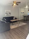 Townhome near Cheat Lake. Minutes to I-68 & approx 6 miles to WVU Stadium