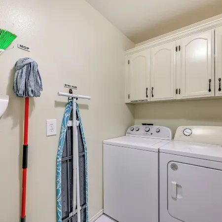 Welcoming Edinburg Apartment - Pet Friendly!