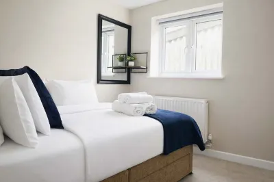 1 BR Apart 14 min Walk to Tattersalls EV Charging Hotels in 
