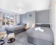Charming 3-Bedroom Wolverhampton Home with Private Hot Tub