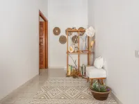 First-floor apartment just steps from the sea