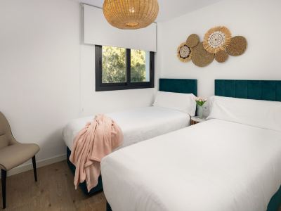 As Ext Estp One 80 Suites 211A