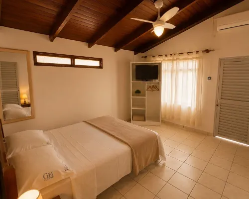 GH Barra da Lagoa Hotels near Lighthouse