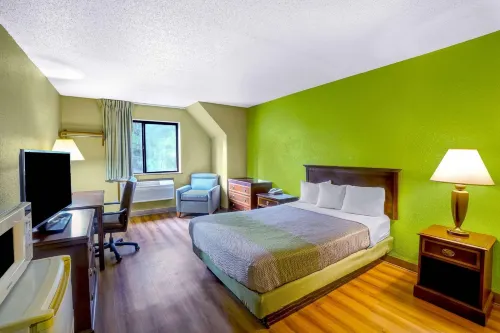 Motel 6 Morehead, KY - Motels