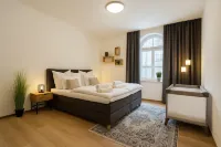 170m2 Apartment bis zu 15 P. 1min UBahn - 2-نجوم