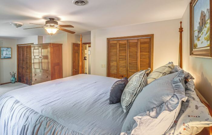 Waterfront Lake Barkley Home w/ Deck & Fire Pit!