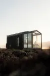 Tiny Glass Lodge - Homestays
