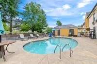 Quality Inn Fort Mill Near Carowinds Blvd - Kolam Renang