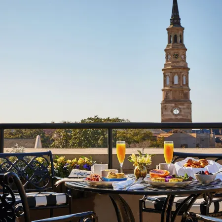 French Quarter Inn Отели рядом с достопримечательностью «Музей Олд Слэйв Март»