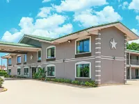 Scottish Inns & Suites Shenandoah Woodlands Mall Hotels in Shenandoah