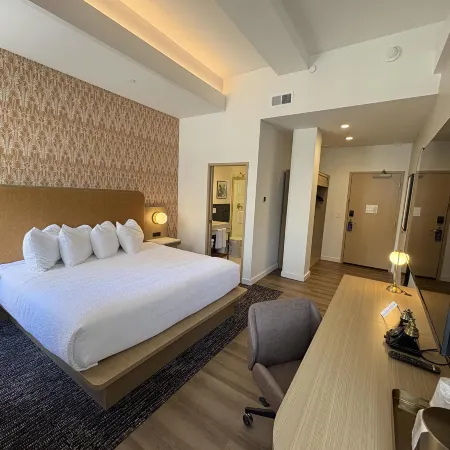 Aiden by Best Western Kansas City Downtown Отели рядом с Международный аэропорт Канзас-Сити
