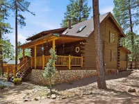 A Real Log Cabin in the Pines with a Huge Game Room and a Jacuzzi Tub! 派恩住宿飯店