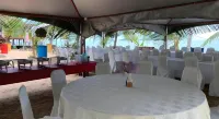 Seaside Travellers Inn - Beach